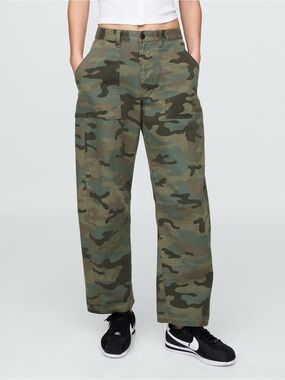 GAP Green Camo Surplus Twill Barrell Pants
